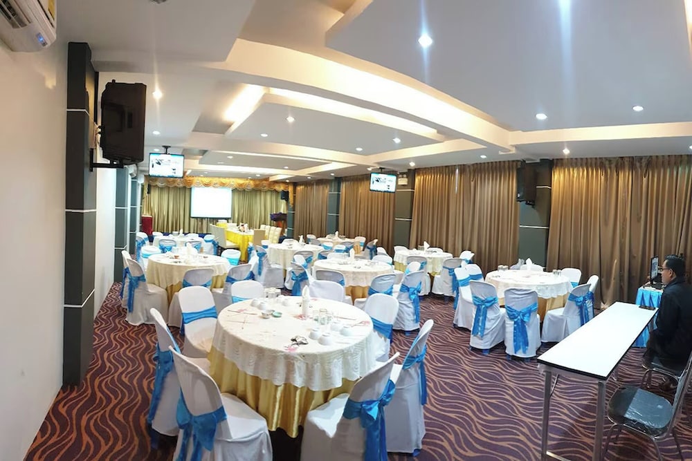 La Viva Hotel 27/30