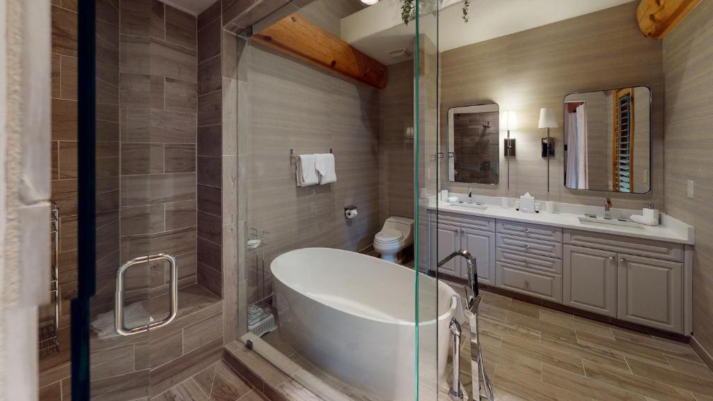 Vail Residences at Cascade Village 56/57