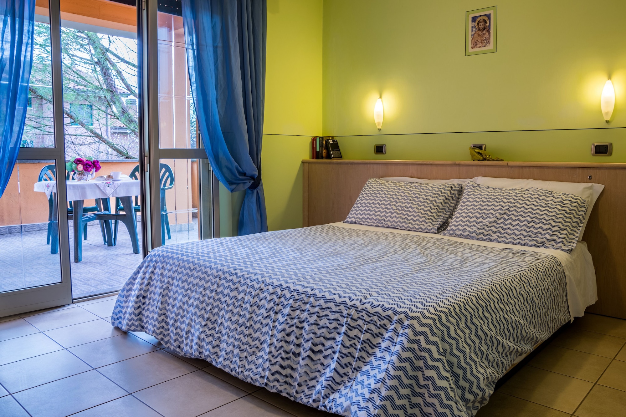 غرفة سوبيريور بسرير كوين، Hotel Cladan 3/10