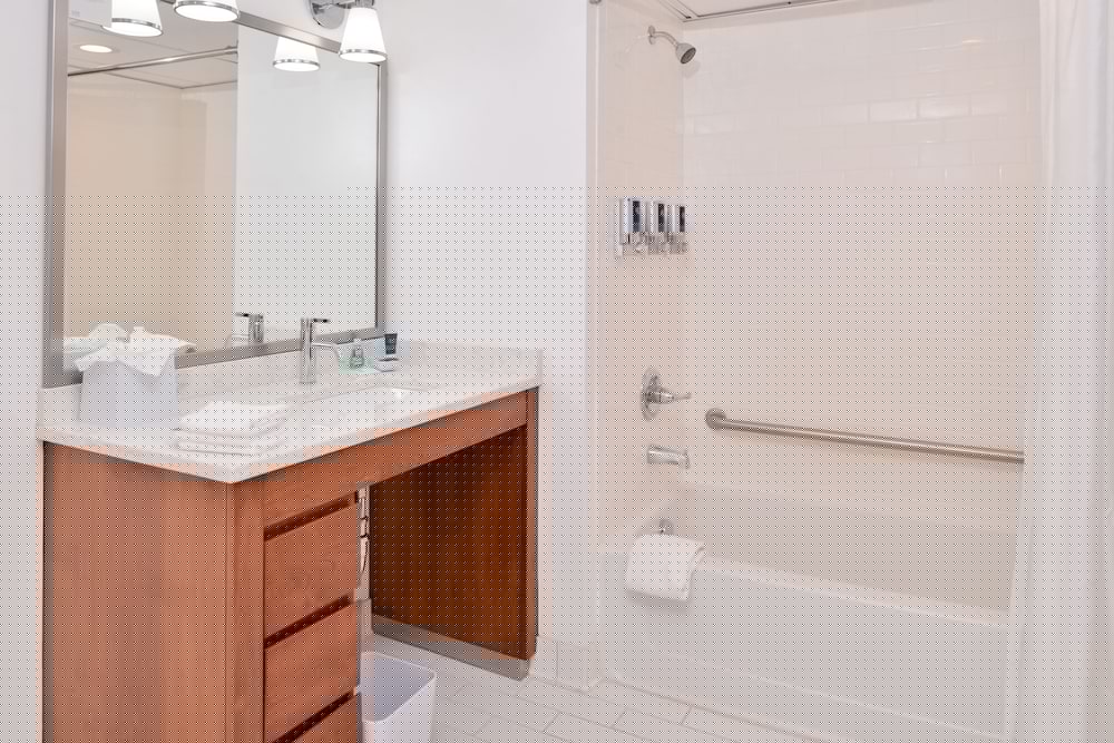 Four Points By Sheraton Virginia Beach Oceanfront 8/30