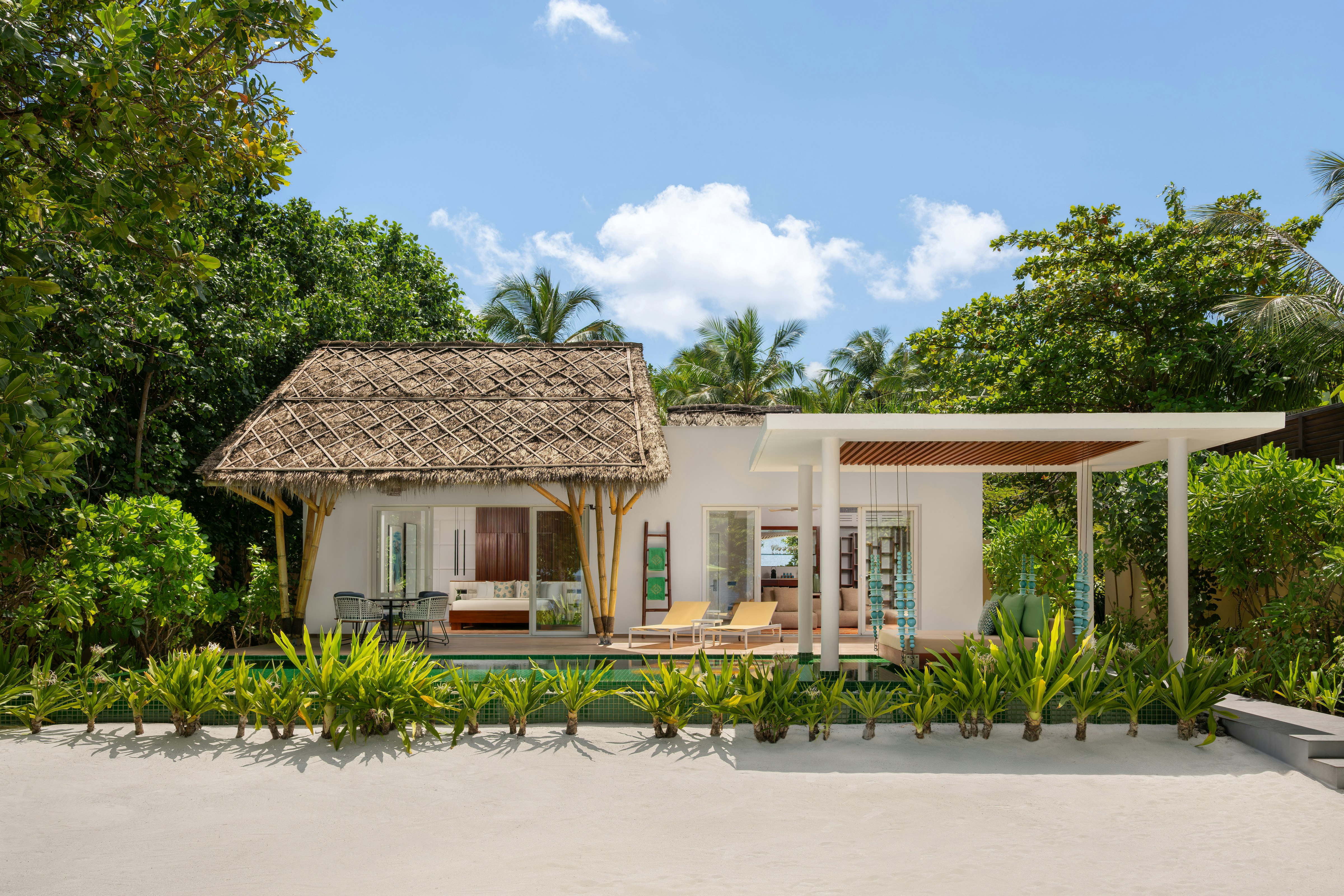 Emerald Maldives Resort & Spa 31/130