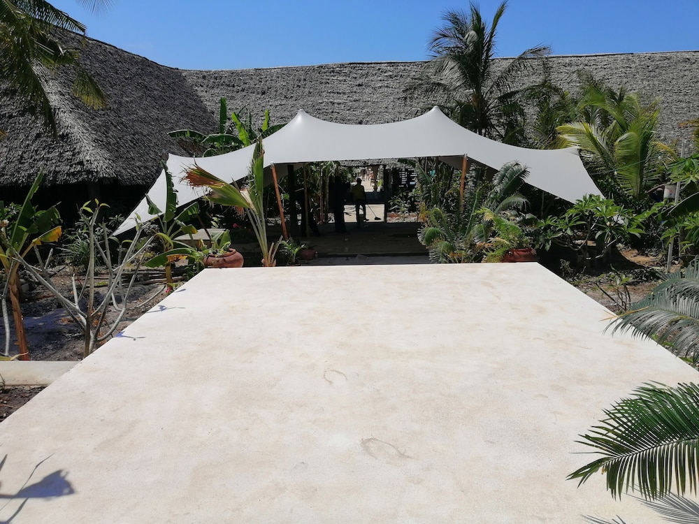 Fun Beach Resort 44/50