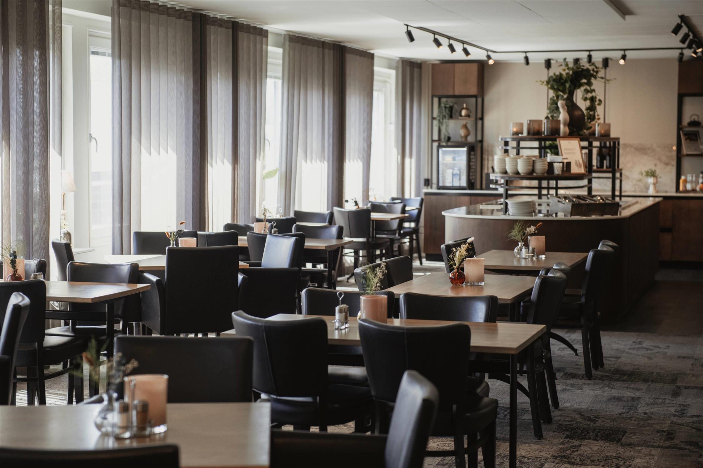 Home Hotel Etage 35/37