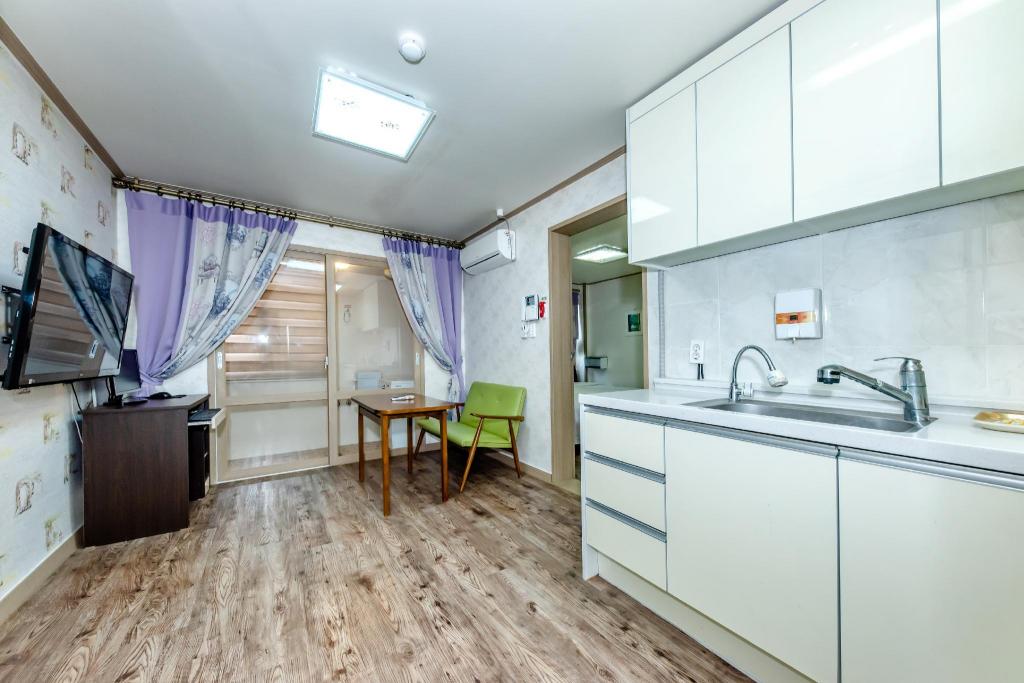 Tamragio Hotel 5/100