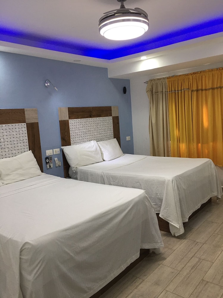 Hotel Restaurant Hamilton Beach Resort 6/66