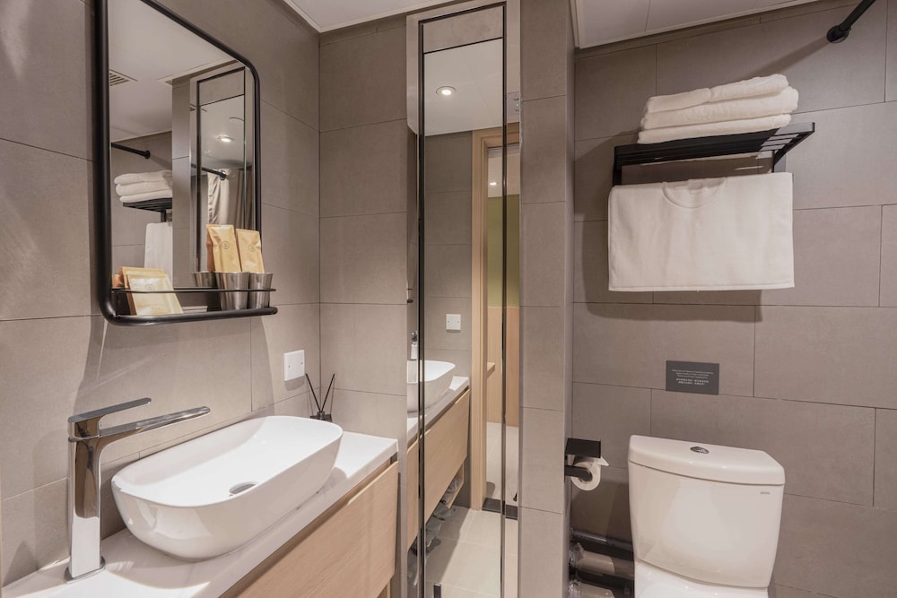 Urbanwood Ap Lei Chau 56/61