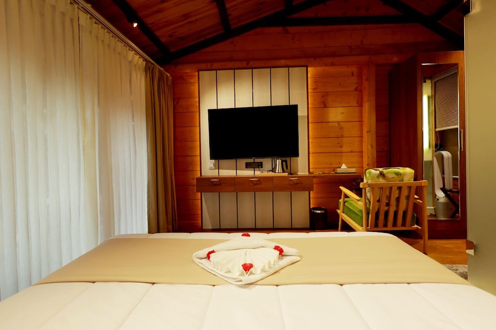 Wooden ECR Sea Resort 51/59