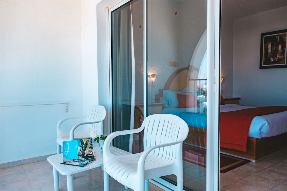 Hotel Kanta 50/50