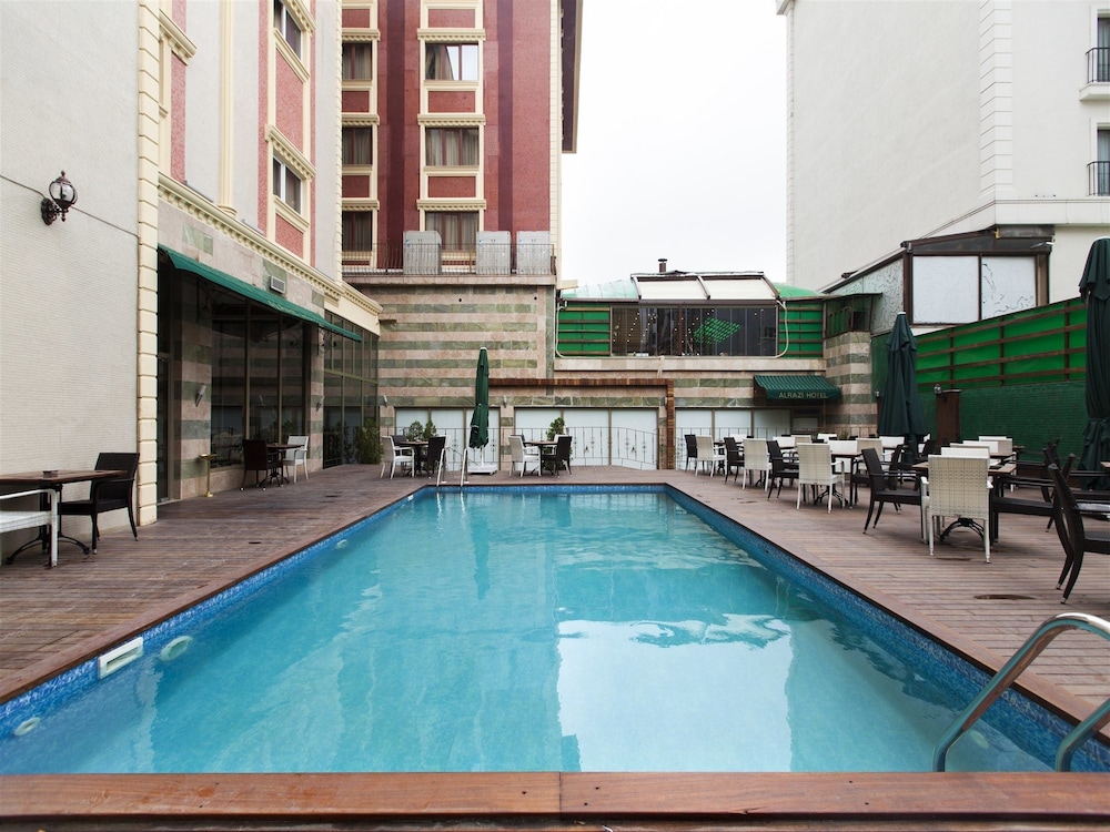 Alrazi Hotel 3/56