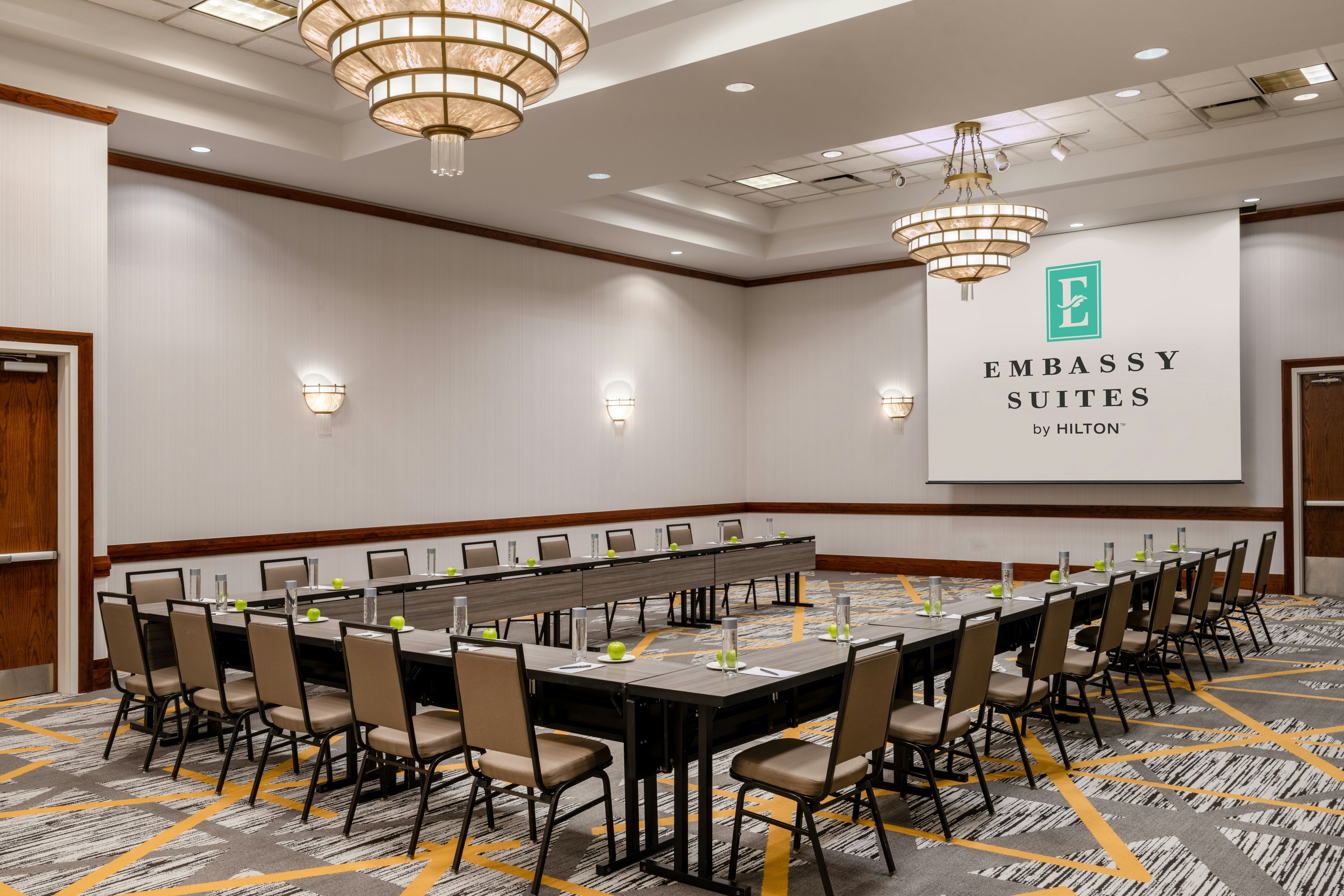 Embassy Suites by Hilton Portland Airport 51/66