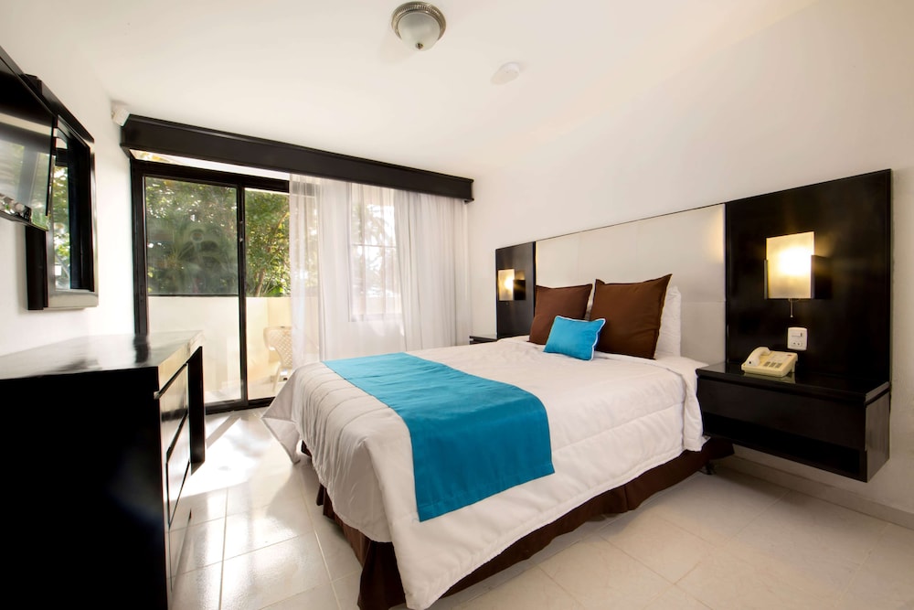 Viva Dominicus Beach by Wyndham, A Trademark All Inclusive 11/50