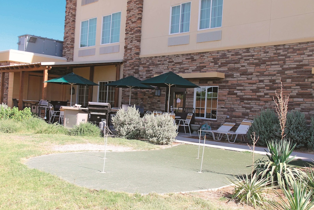 La Quinta Inn & Suites by Wyndham Pecos 3/62