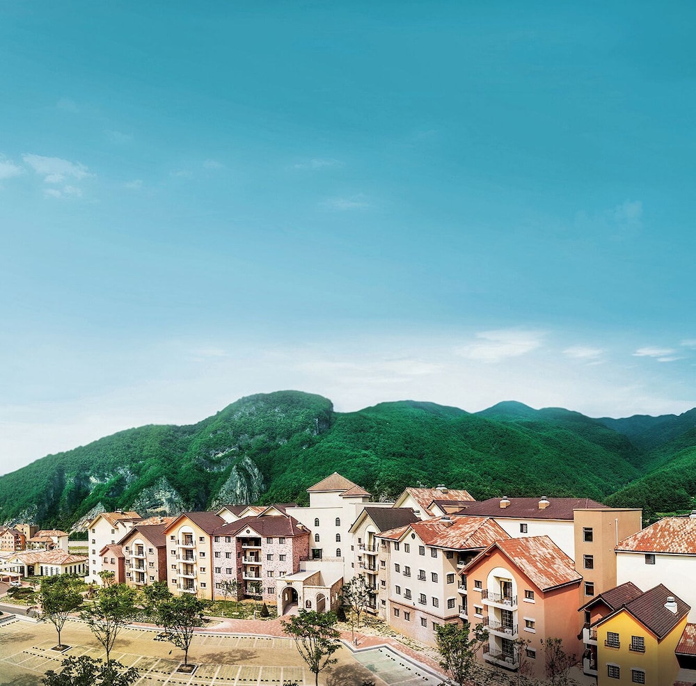 Tops 10 Resort Donggang Cistar 42/48