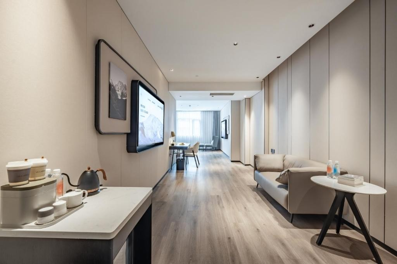 Atour Hotel Shangnhai Xuhui Huajin 18/20