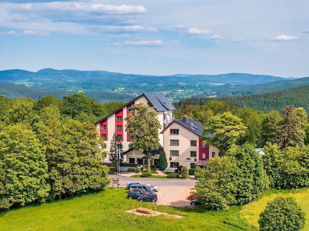 Aktiv & Vital Hotel Thuringen 40/46