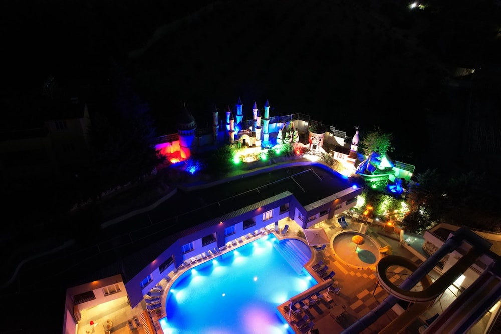 UGURLU THERMAL RESORT SPA & KAPLICA KUR MERKEZI 48/58