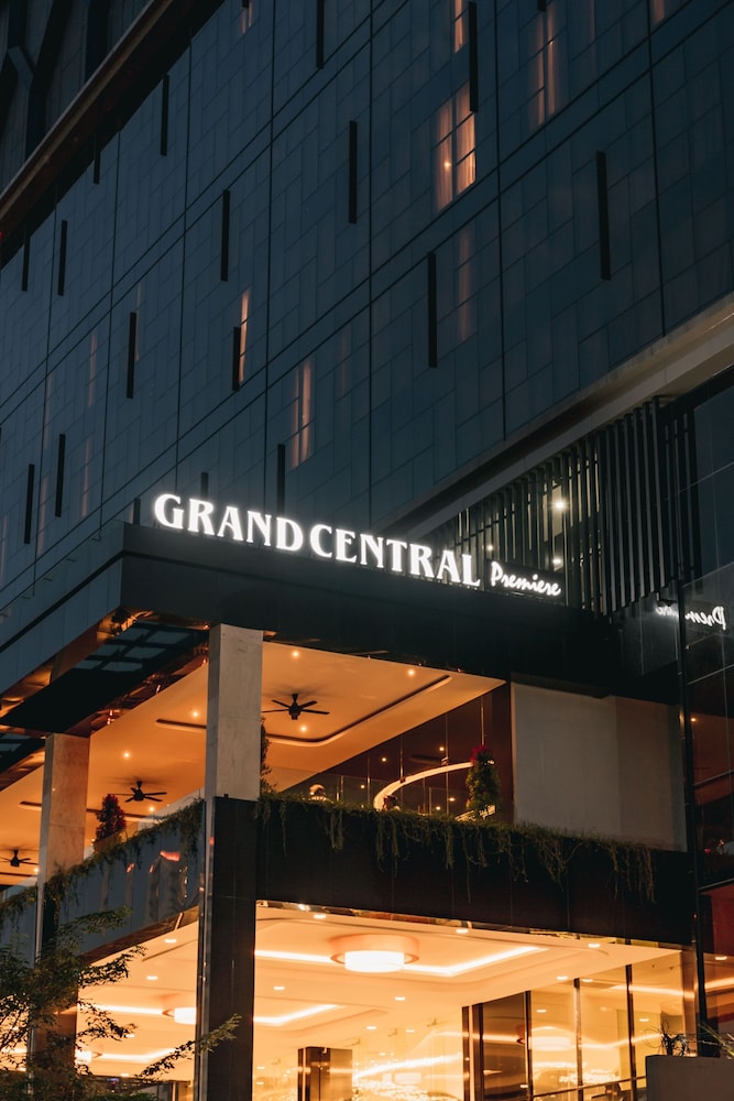 Grand Central Premier 3/33