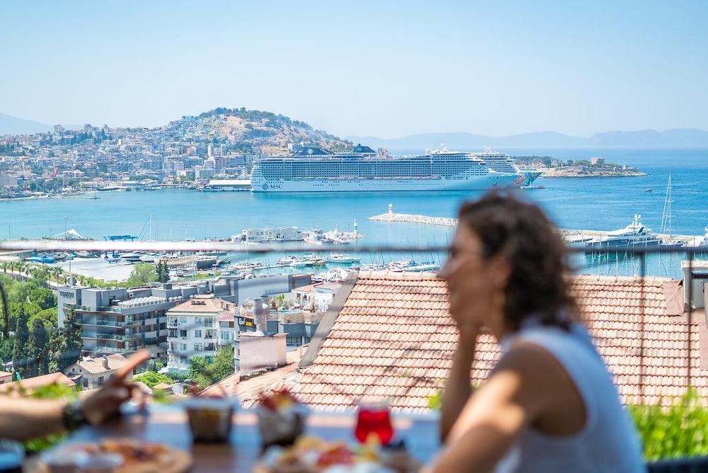 Monalisa Hotels Kusadasi 52/60
