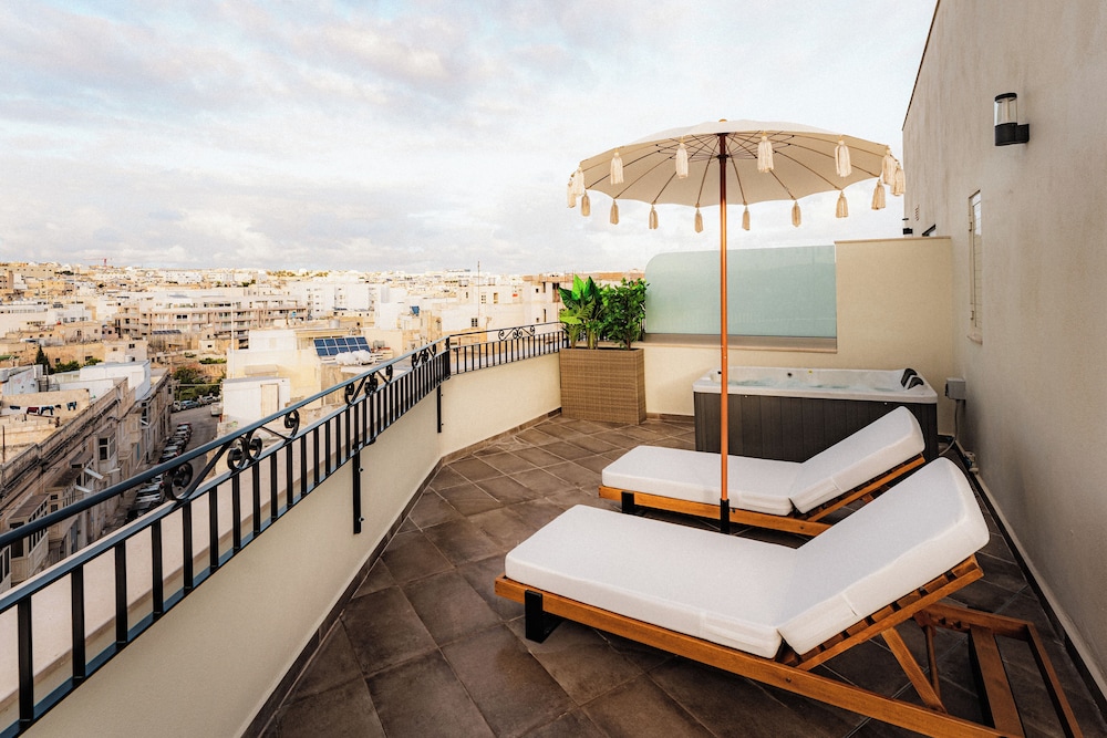 Royale Sainte Helene Boutique Hotel 33/57