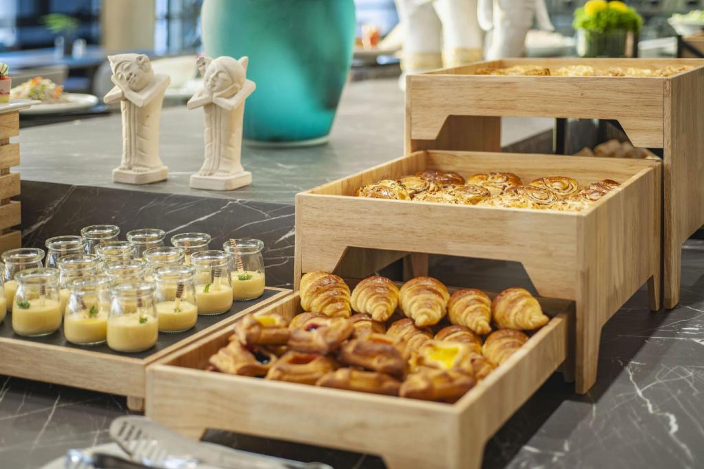 SSAW Boutique Hotel (Jiefangbei Hongya Cave Branch) 49/79