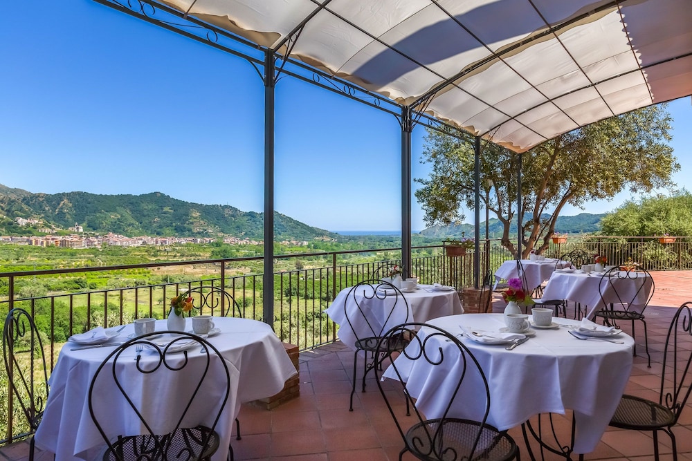 IL POGGIO LUXURY COUNTRY RESORT 15/33