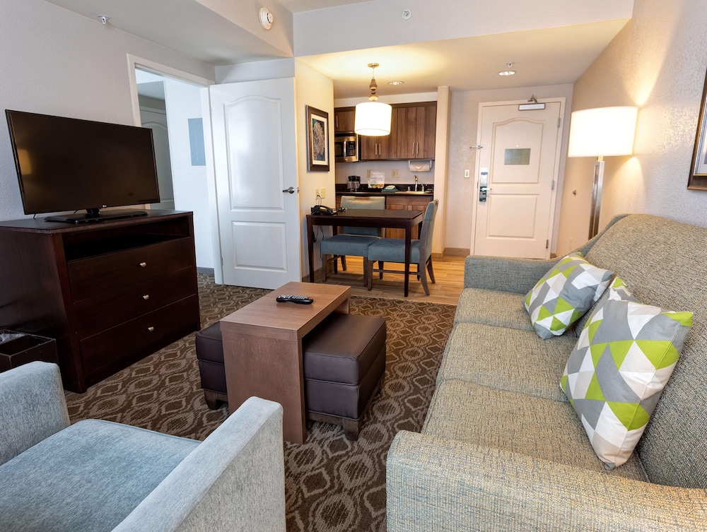 Homewood Suites by Hilton Carlsbad North San Diego County 53/81