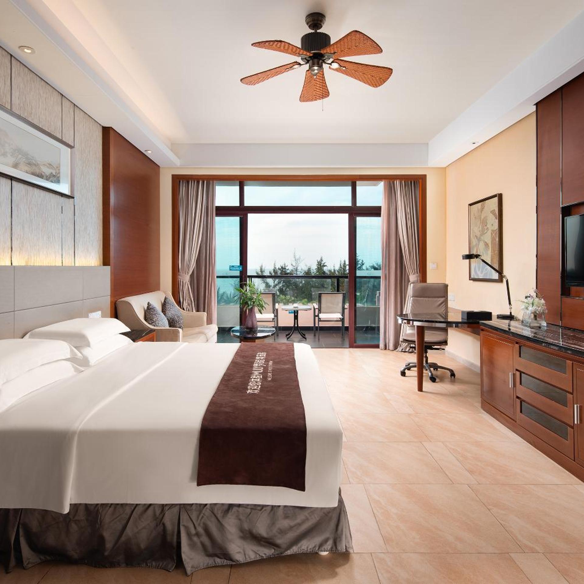 Country Garden Golden Beach Spring Hotel 23/86