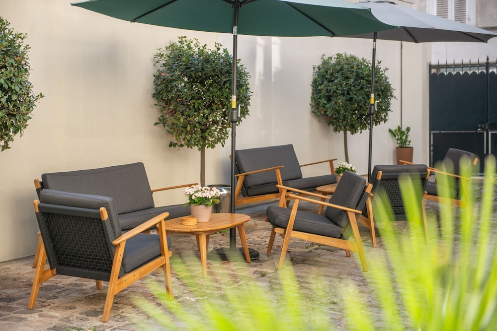 Helzear Montparnasse Suites 43/61