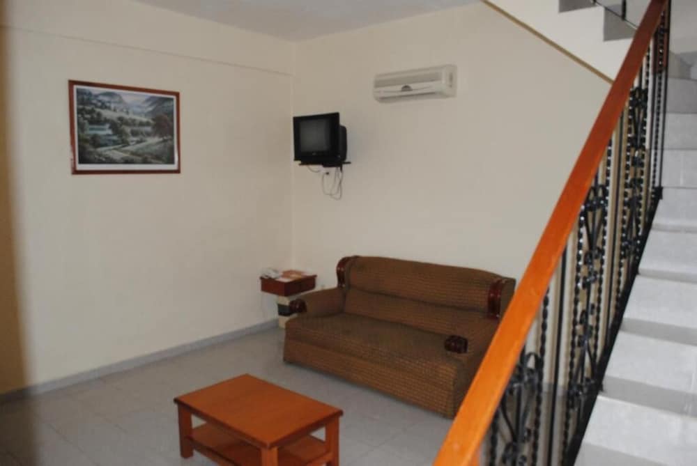 Hotel Arcos del Parque 30/46