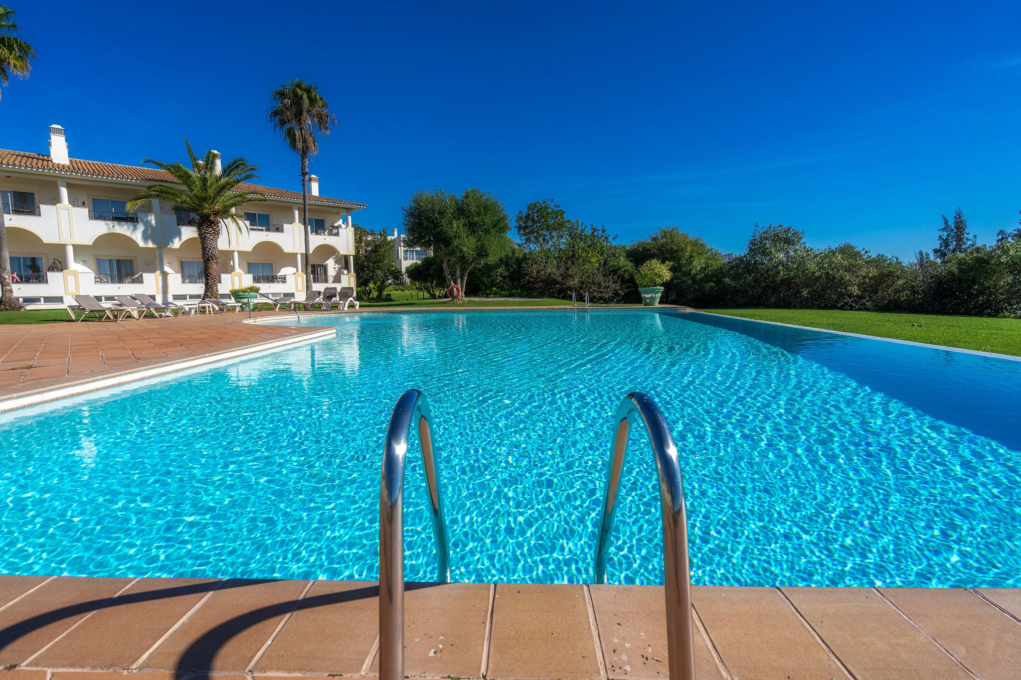 Colina Verde Golf Sports Resort 20/50