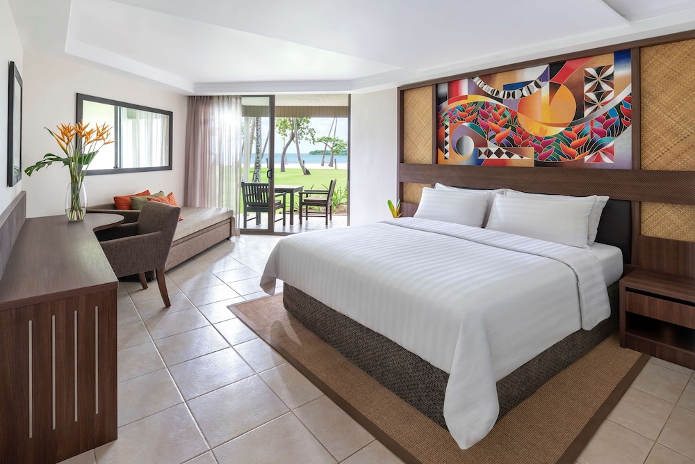 Shangri-La Yanuca Island 24/72