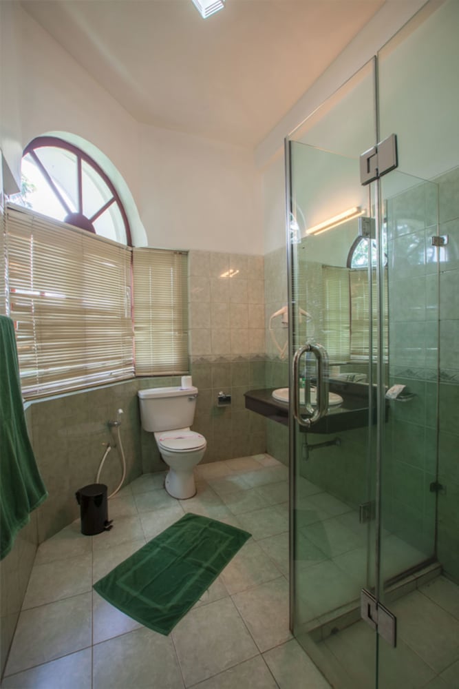 Senani Hotel 37/37