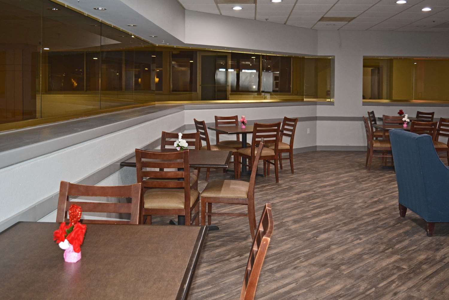 restaurant cafeteria