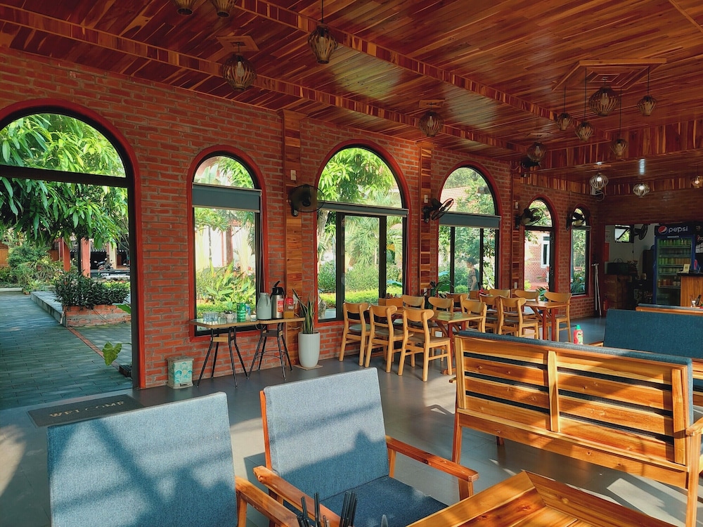 Ninh Binh Mountain Side Homestay & Cafe 46/67