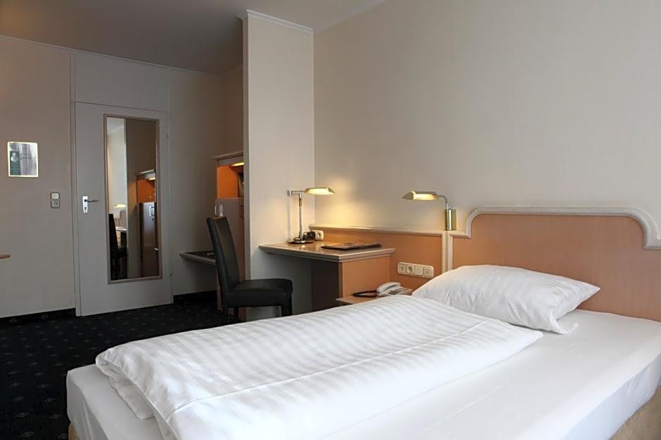 Hotel Ambiente 7/26