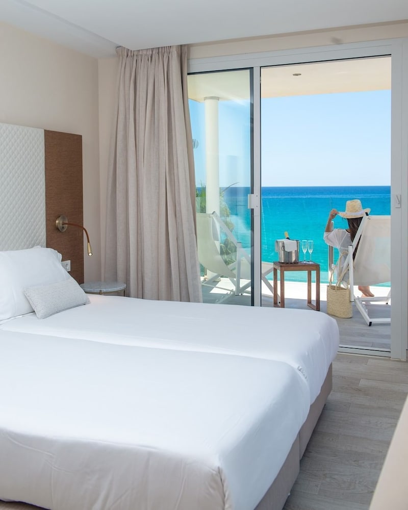 Melbeach Hotel and Spa 40/90
