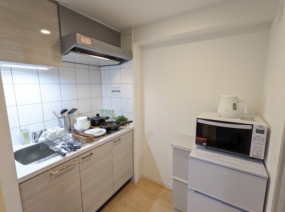 Eslead Hotel Namba South II 37/40