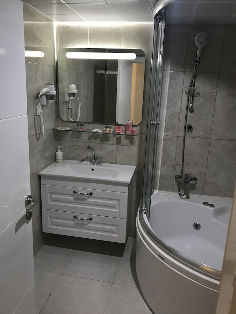 Atlantik Hotel Ankara 38/44