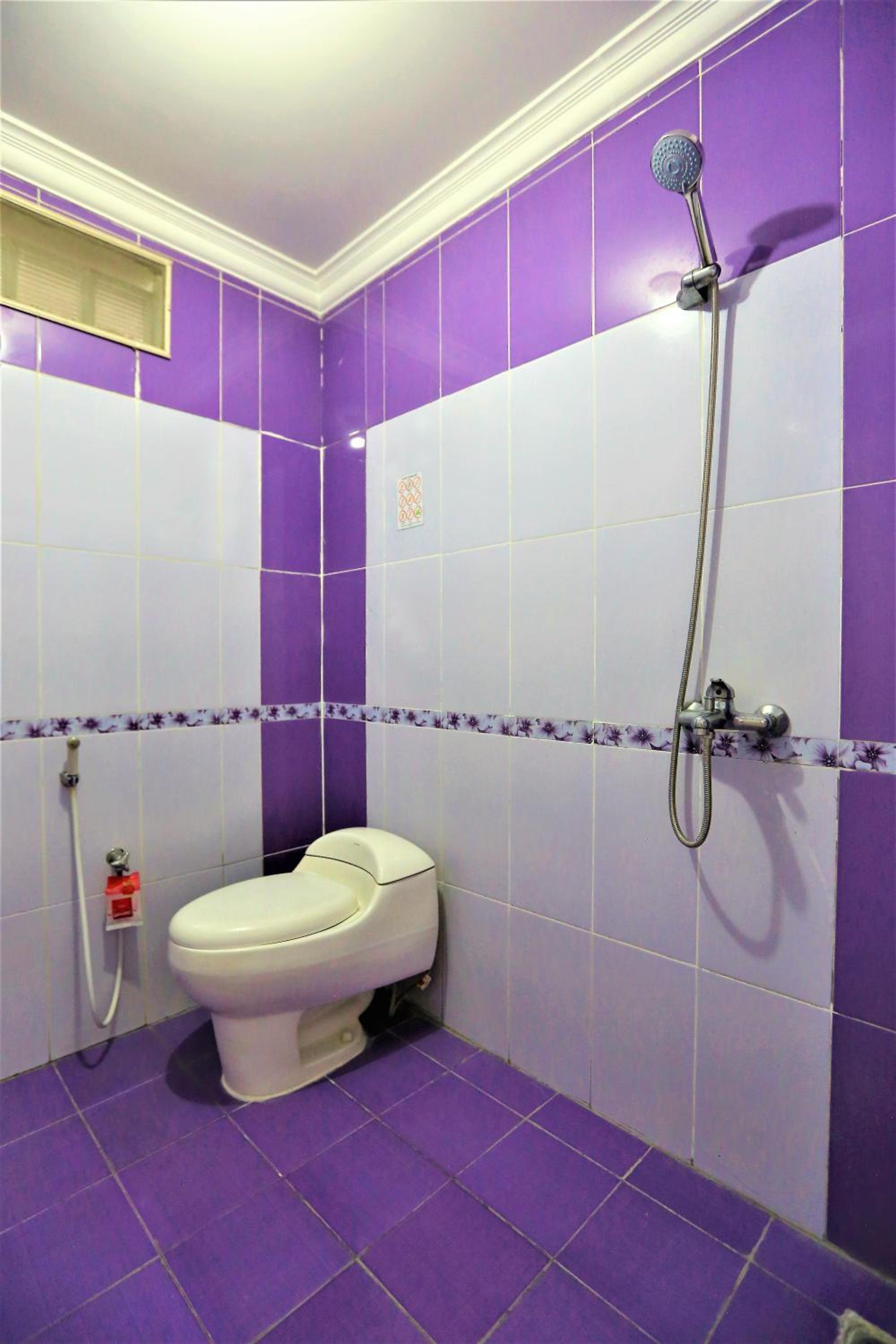 Gading Guest House 36/36