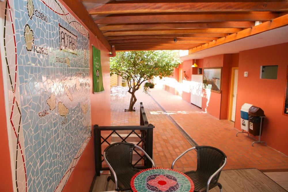 Hotel Acoriano 42/68