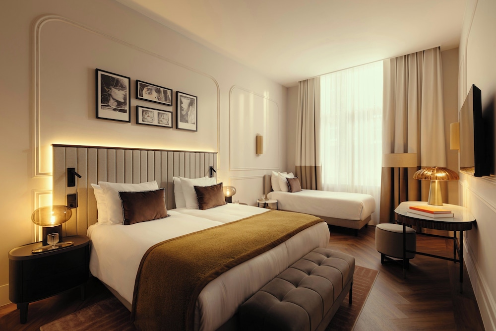 غرفة سوبيريور ثلاثية، The Manor Amsterdam 3/10