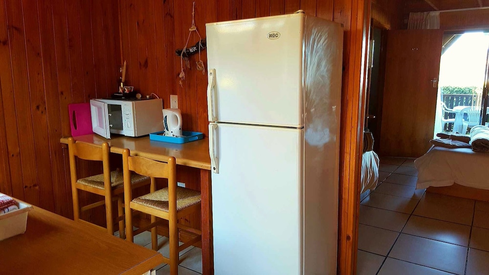 Lakeside Knysna Accomodation 7/42