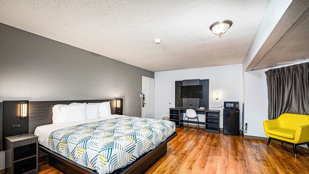 Motel6 Wethersfield, CT - Hartford 36/66