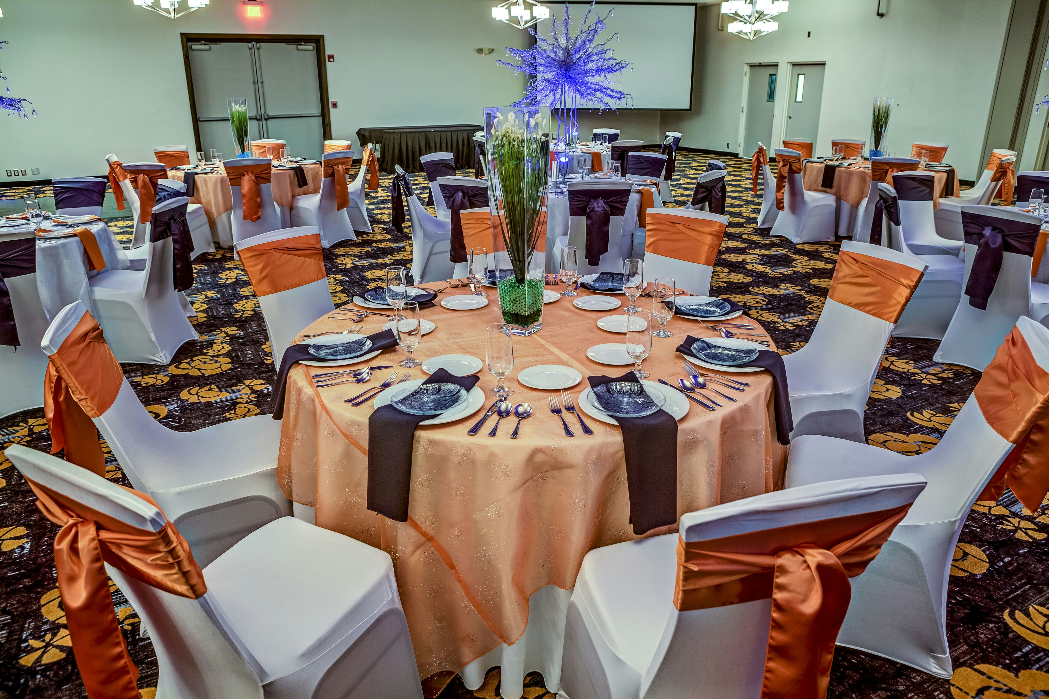 Holiday Inn Cleveland Northeast Mentor 75/79