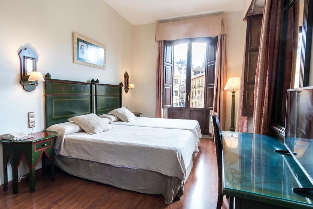 Plaza Nueva Hotel 23/67