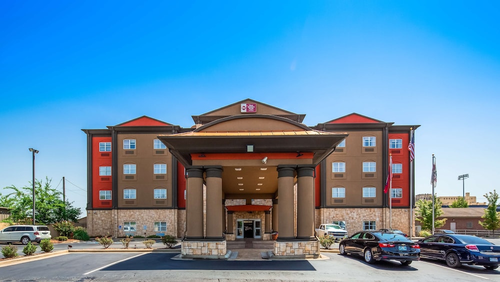 Best Western Plus JFK Inn & Suites 1/49