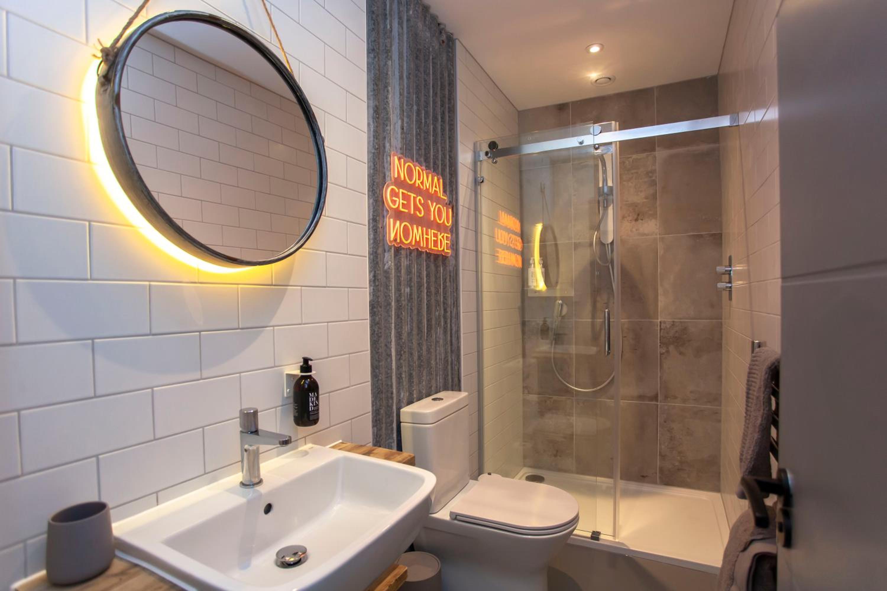 Higgihaus Aparthotel, Clare Street 47/49