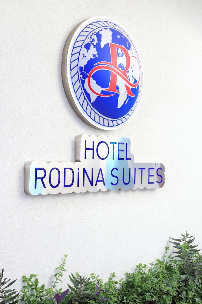 Rodina Suites 1/50