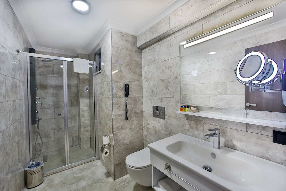 Kavala Hotel 49/50