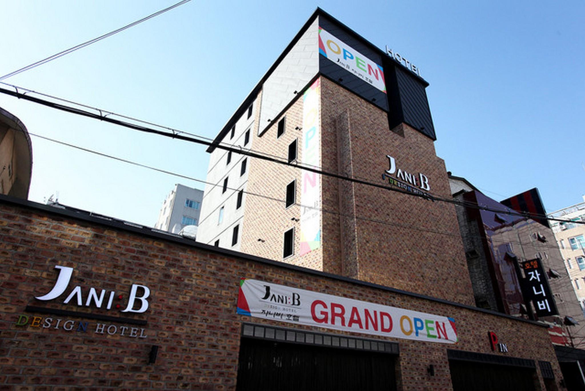 Jani B Hotel 9/56
